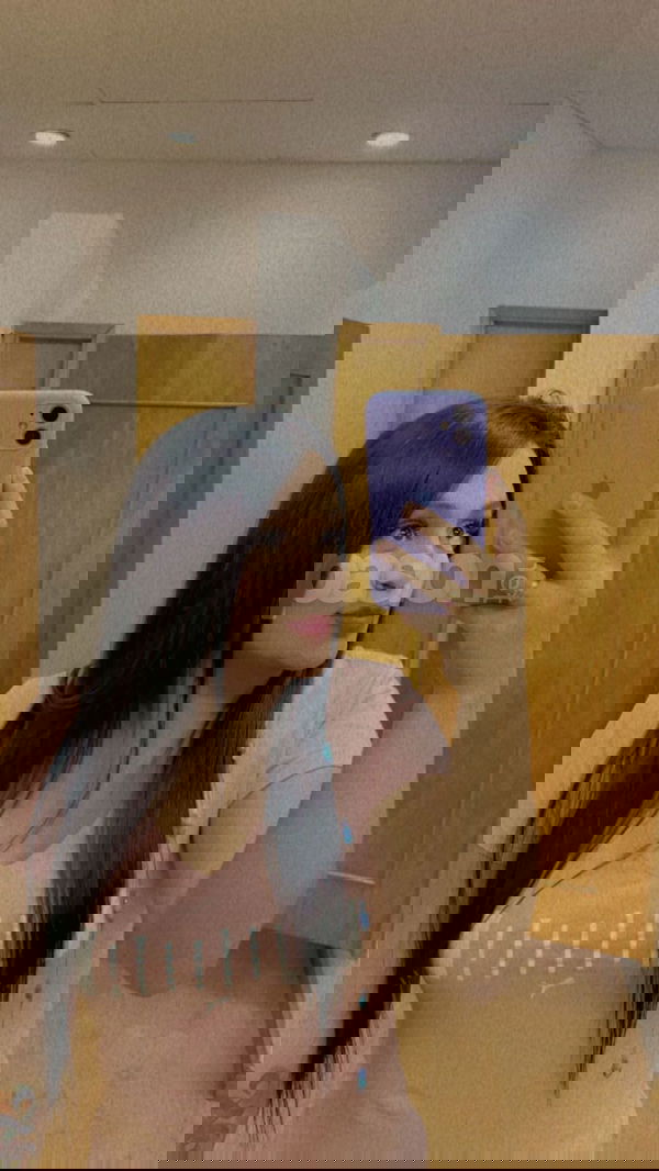 ¡Hola! Soy Camila, una chica simpática y acogedora que tiene muchas ganas de conocer a gente nueva, especialmente caballeros de la zona. Juntos podemos vivir momentos interesantes y únicos. Recuerda que estaré en la ciudad solo un tiempo corto, así que hagamos que cada instante cuente. Si quieres ponerte en contacto, aquí está mi móvil: 672985887. ¡Espero escuchar de ti pronto! Un momento a mí lado es inolvidable, mujeres, putas Zaragoza no, escorts Zaragoza no