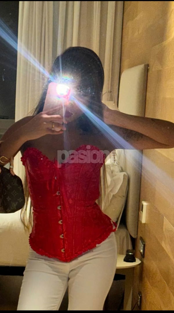 Hola, soy Yummy, tengo 21 años y soy brasileña. Me encanta disfrutar de buena compañía y siempre estoy abierta a nuevas experiencias. Soy la persona ideal para cualquier plan. Si buscas a alguien dulce y simpática, no dudes en llamarme. Mi móvil: 624138476Si te apetece saber más sobre mí, escríbeme a WhatsApp, estaré encantada de conocerte. Yummy, mujeres, putas Álava no, escorts Álava no