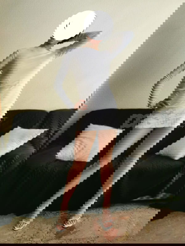 ¡Hola! Soy Isa, y así es como me verás en persona. Tengo 22 años y me considero una persona guapa, dulce y cariñosa. Me gusta ser elegante y siempre tengo algo que contar. Si te apetece pasar un buen rato, aquí estoy para que lo disfrutes. Puedes contactarme al 603782970. Isa, mujeres, putas Alicante no, escorts Alicante no