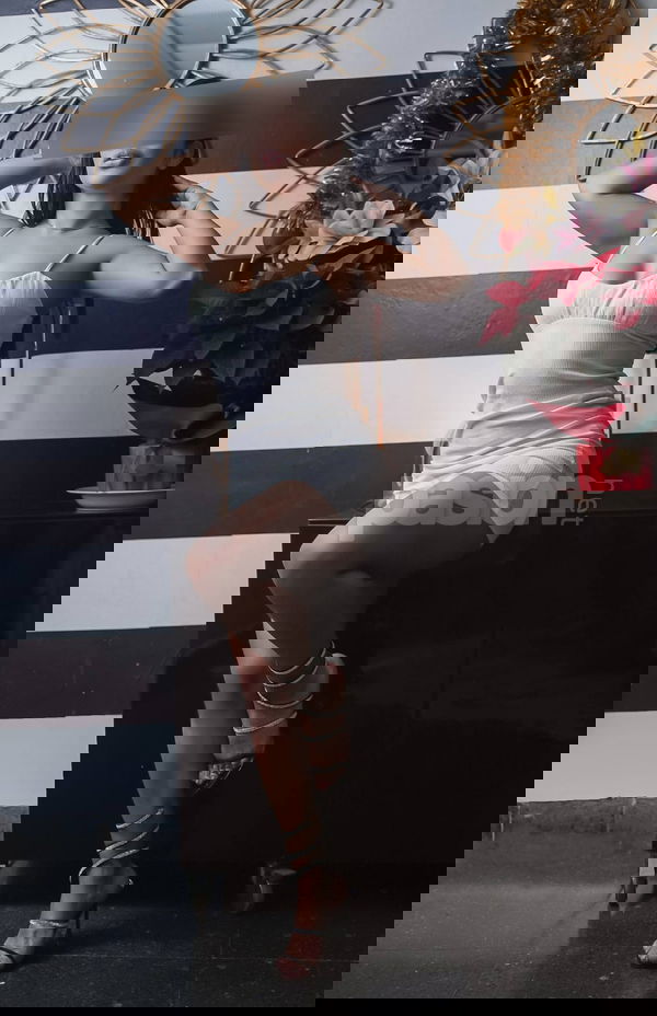 Aura, mujeres, putas Valencia no, escorts Valencia no