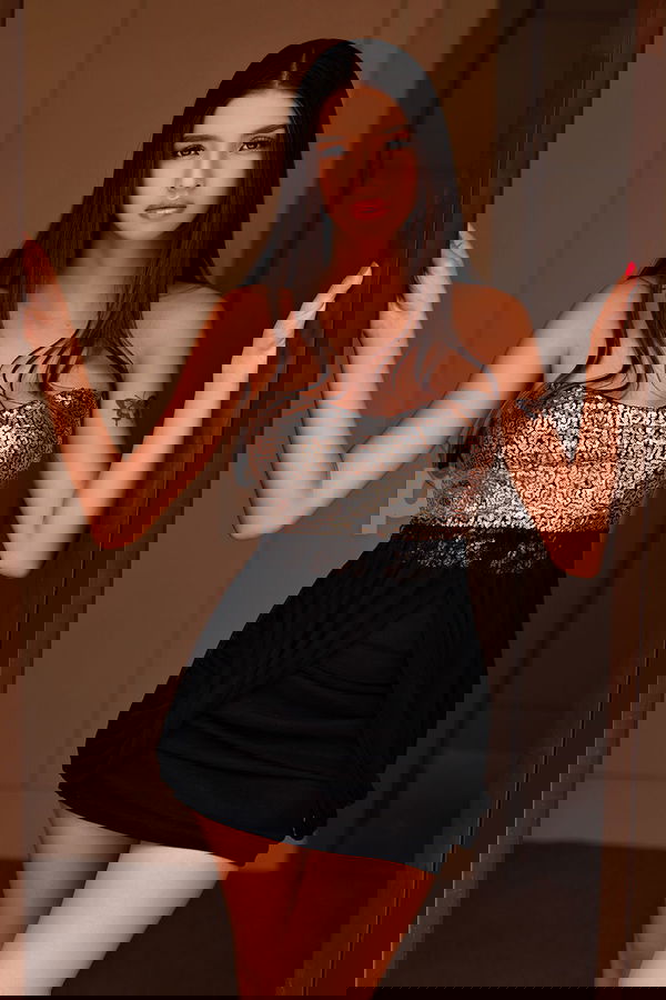 ¡Hola! Soy Tamara, una joven latina llena de energía y ganas de conectar con personas en la ciudad. Estoy buscando a alguien con quien salir y pasar un buen rato. Me encanta explorar lugares nuevos y disfrutar de actividades divertidas, desde una relajada tarde de café hasta planes más improvisados. Si te interesa, aquí tienes mi número: 681008724. ¡Hablemos y veamos qué podemos hacer juntos! Tamara, mujeres, putas Madrid no, escorts Madrid no