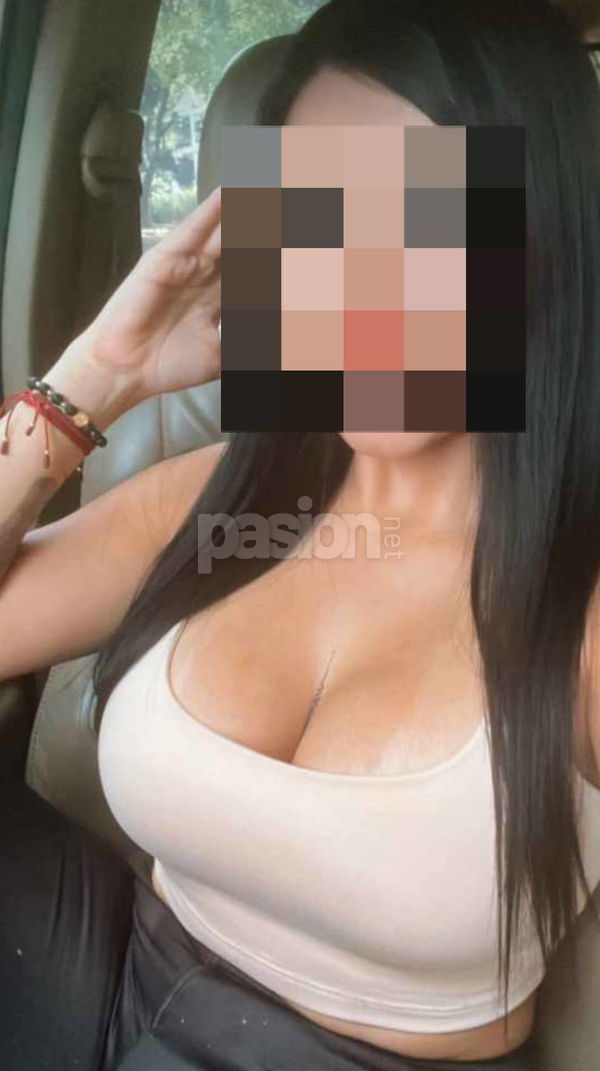 ¡Hola! Soy Ana, una colombiana con un buen rollo increíble, y acabo de llegar con mucha ilusión por conocer a los caballeros más interesantes de la zona. Mi número es 742046172. Me considero una persona dulce, sensible, educada y muy abierta. Estoy aquí para vivir nuevas experiencias, así que vamos a disfrutar juntos de todo lo que esta hermosa ciudad tiene para ofrecer. ¡Hablemos y veamos qué surge! Ana, mujeres, putas Toledo no, escorts Toledo no