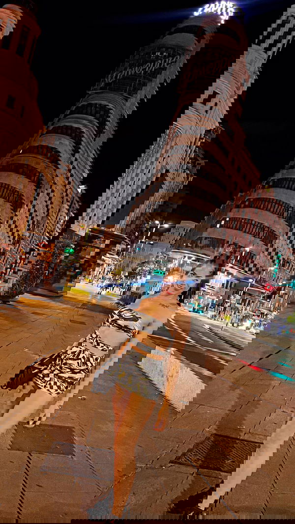 ¡Hola! Soy Naomi, una chica trans que busca pasarlo bien, tener buenas charlas y conocer gente interesante durante mi tiempo aquí. Siempre estoy de buen humor y con buena vibra.Si eres de los que disfrutan de socializar y tienes buen rollo, no dudes en ponerte en contacto. Escríbeme por WhatsApp o llámame al 641580544 y vamos conociéndonos. Naomi, trans, putas Madrid no, escorts Madrid no