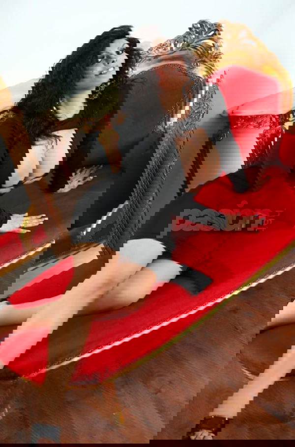 Hola a todos, soy Elektra, una chica trans de Argentina. Estoy deseando explorar los lugares más bonitos de la ciudad y conocer nuevas personas. No te quedes con la incógnita sobre la conexión que podríamos tener, ¡anímate a escribirme o llamarme por whatsapp! Elecktra, trans, putas Madrid no, escorts Madrid no