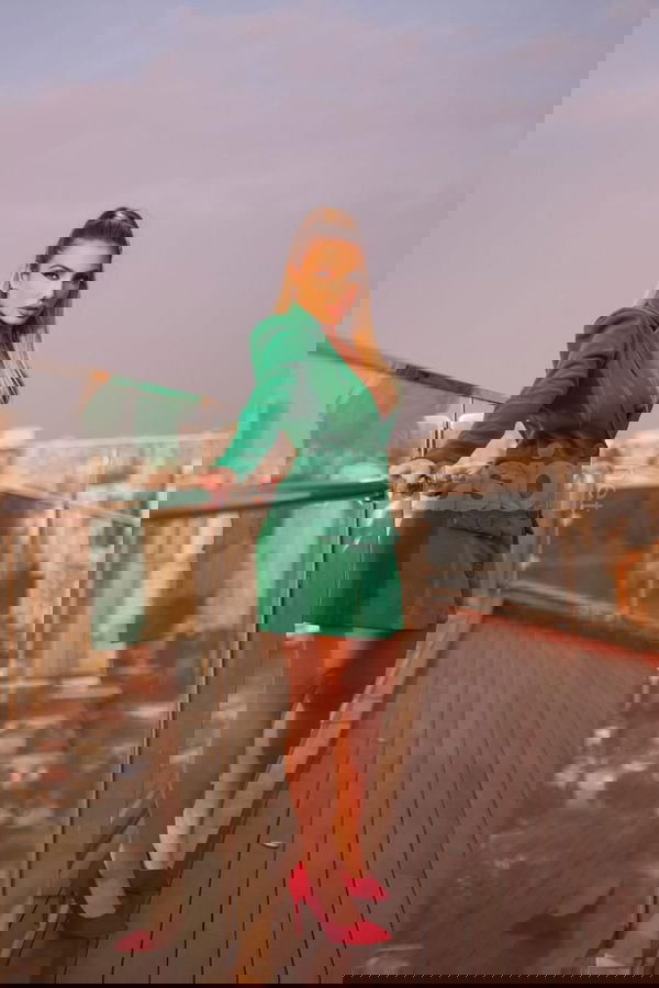 Hola, soy Gabi, una mujer con mucha energía, elegante y simpática. Vengo de Brasil y ahora estoy en esta maravillosa ciudad. Me encantaría conocer a chicos para hacer planes divertidos y disfrutar juntos. Si eres amable y te gusta pasar un buen rato, no dudes en escribirme por WhatsApp o llamarme directamente al 605823409. Gabi, mujeres, putas Madrid no, escorts Madrid no