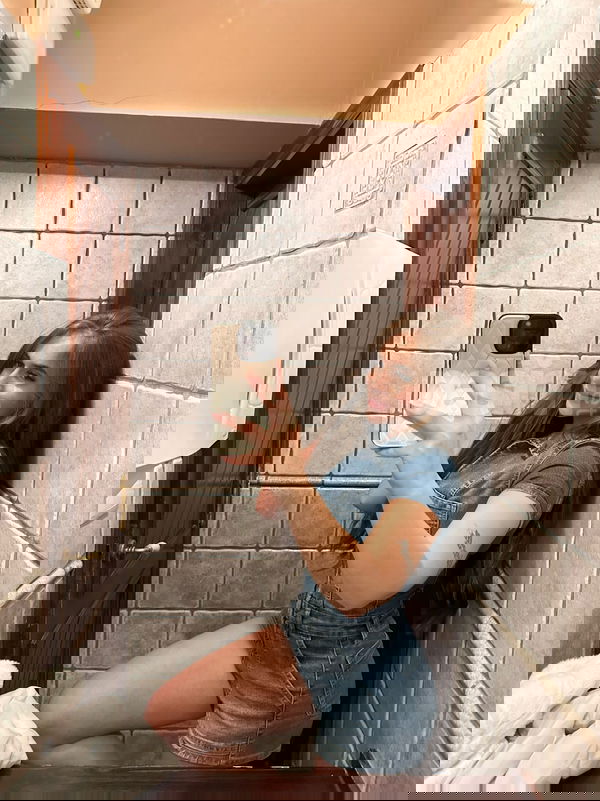 ¡Hola! Soy Antonella y acabo de llegar a la ciudad. Soy una persona muy alegre y extrovertida, siempre dispuesta a conocer a gente nueva. Me encantaría rodearme de personas simpáticas y divertidas. Si te apetece, mándame un mensaje y podemos hablar un rato. Estoy deseando hacer nuevas conexiones. Recuerda que puedes encontrarme al 632881315. ¡Hablemos y disfrutemos de buenas charlas! Antonella, mujeres, putas Alicante no, escorts Alicante no