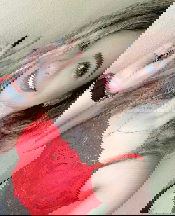 Hola, soy Mia, una chica simpática y amable que acaba de llegar a la ciudad. Me encanta divertirme y tengo un buen nivel de educación. Disfruto viajar y aprender sobre nuevas culturas, además de conocer a personas que me aporten cosas positivas. Me gustaría saber si te interesa conocernos. Si quieres hablar, aquí tienes mi número: 641125855. ¡Espero tu mensaje! Mia, mujeres, putas Toledo no, escorts Toledo no