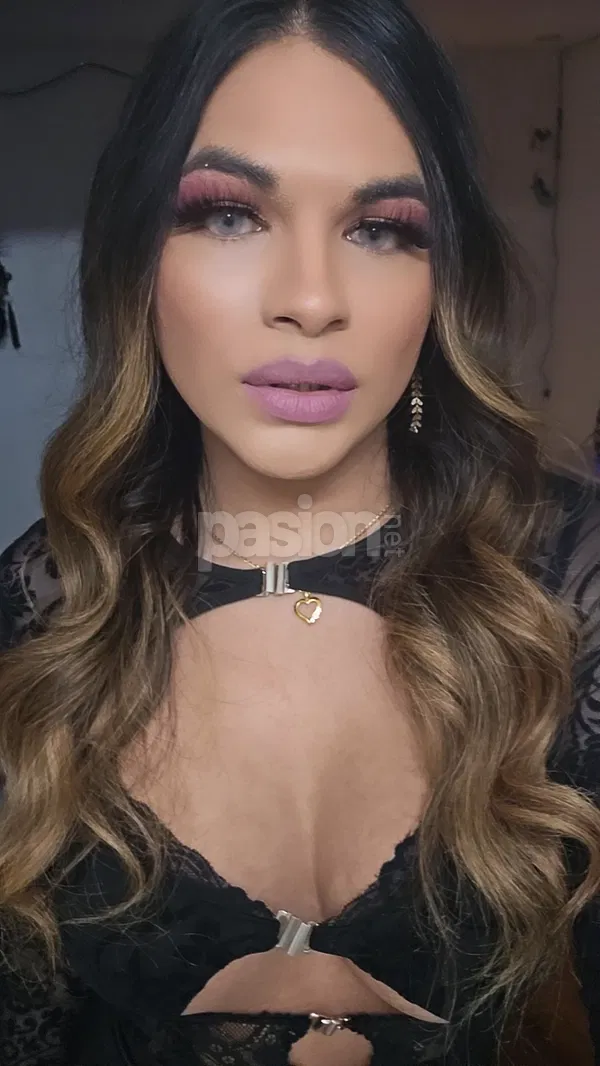 Soy una trans venezolana en España que destaca por mi elegancia y educación. Disfruto de salir, probar buena comida e ir al cine. Me gusta disfrutar de un buen rato en un entorno agradable. Medusa preciosa, trans, putas Madrid no, escorts Madrid no