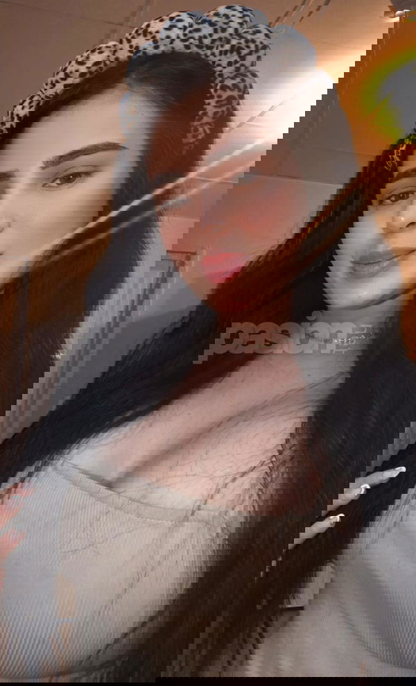 ¡Hola, gente! Soy Mia, una masajista que sabe cómo hacer que te relajes y disfrutes. Tengo un cuerpo que atrae y sé cómo brindarte momentos de relax. No dudes en contactarme! MIA MASAJISTA CON UN CUERPAZO INCREÍBLE, mujeres, putas Barcelona no, escorts Barcelona no