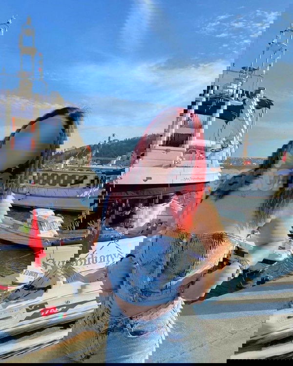 ¡Hola! Soy DAHIANE, me considero una persona divertida y aventurera. Estoy segura de que pasarás un momento inolvidable a mi lado. Estoy lista para mostrarte un mundo de buen gusto y actividades emocionantes. Te invito a que me llames y exploremos juntos opciones divertidas. Para más detalles, no dudes en escribirme o llamarme. ¡Nos lo pasaremos genial! Dahiane, mujeres, putas Granada no, escorts Granada no