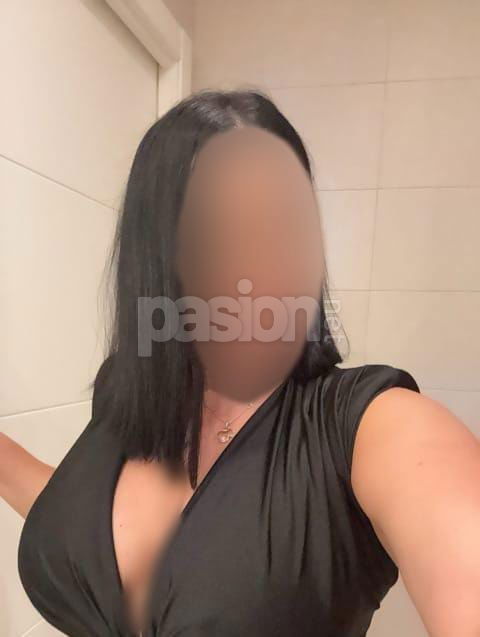 ¡Hola! Soy Gema, una chica de la zona. Tengo ganas de conectar con hombres interesantes de la ciudad para compartir buenos ratos. Solo me interesa conocer hombres españoles. Si estás interesado, no dudes en contactarme. ¡Espero verte pronto! ESPAÑOLA fascinante, mujeres, putas Vizcaya no, escorts Vizcaya no