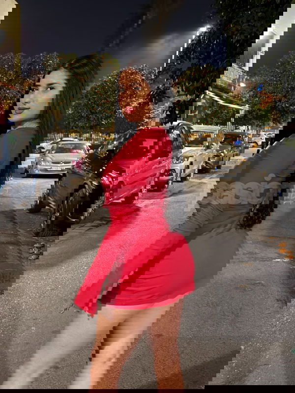 Hola, soy Sofia, una chica colombiana de 20 años que está deseando disfrutar de la ciudad y crear recuerdos increíbles. Mi teléfono es 623158502. Me considero atractiva, y en mis fotos lo notarás, pero estoy segura de que lo que realmente te encantará es mi personalidad única. ¡Estoy lista para vivir momentos divertidos y especiales! Sofia, mujeres, putas Sevilla no, escorts Sevilla no