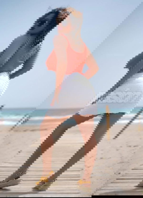 Soy Antonella, tengo 30 años y vengo de Uruguay. Estoy aquí por primera vez y tengo una personalidad increíble que me ayuda a conectar con la gente. Me considero simpática y con estilo. Si te apetece pasar un buen rato lleno de risas y buenas vibras, no dudes en llamarme al 637929760. Será genial conocerte y disfrutar de un rato agradable juntos. ¡Anímate! Antonella, mujeres, putas Málaga no, escorts Málaga no