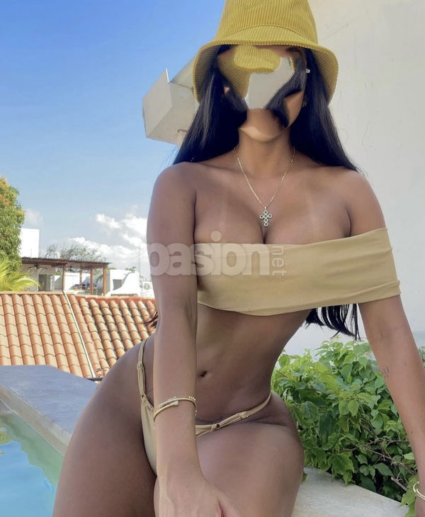 Hola, soy Manuela, una colombiana que acaba de llegar a la ciudad y tengo 29 años. Me considero auténtica, cariñosa y muy educada; mi carácter alegre y mi sonrisa son lo que me destaca. Podemos quedar y disfrutar de buenos momentos juntos. Me encanta tener charlas interesantes y disfrutar de la vida al máximo. Estoy deseando conocerte y crear experiencias únicas. Siempre tengo opciones para que nos encontremos, ¡así que no dudes en contactarme! Latina acabo de llegar, mujeres, putas Sevilla no, escorts Sevilla no