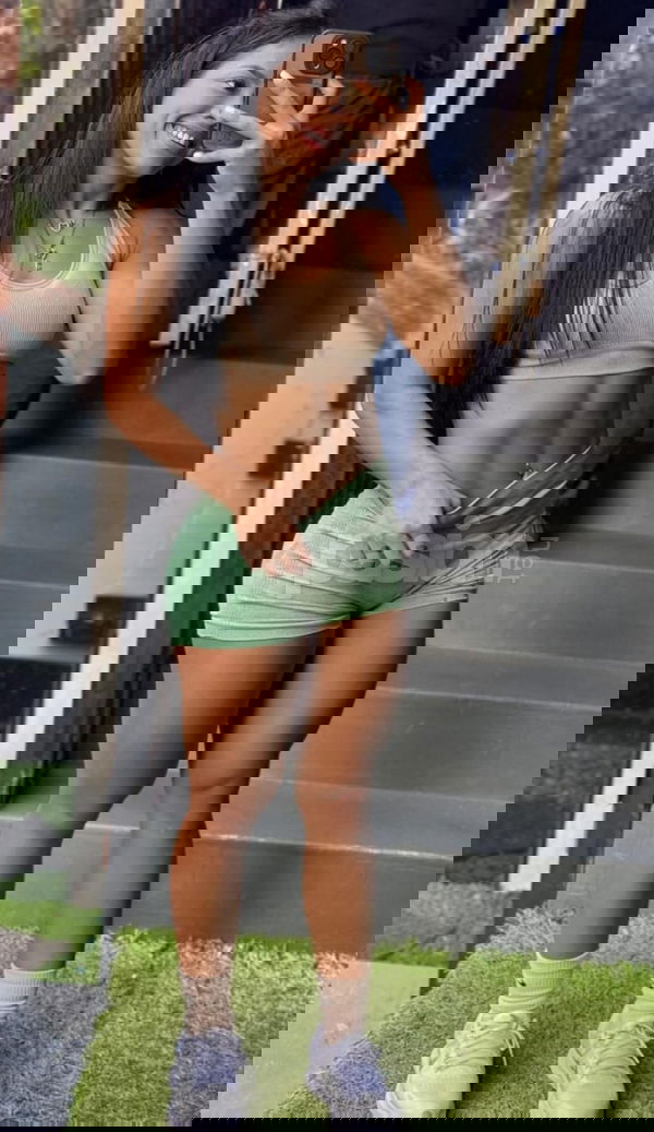 Chica colombiana de joven, llena de ganas de aprender y experimentar nuevas aventuras.. Soy una persona divertida y me encanta salir y disfrutar. Jessica, mujeres, putas Madrid no, escorts Madrid no