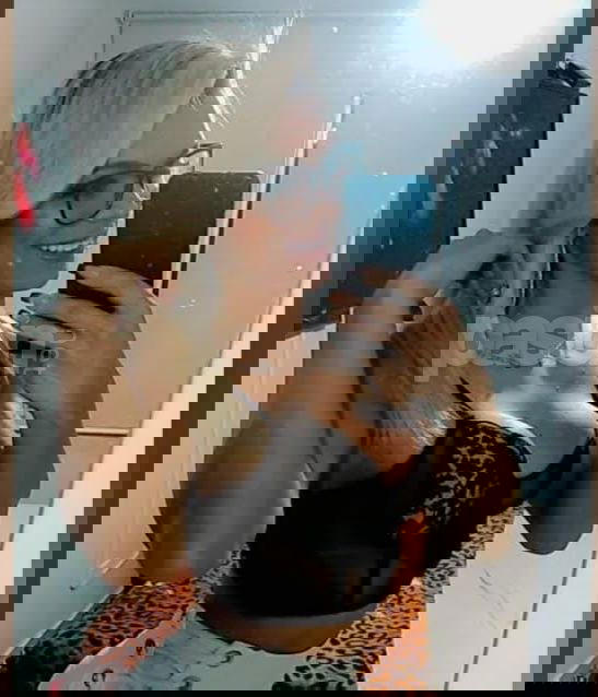 Hola, soy Valesca, una mujer trans llena de energía y con un estilo muy particular. Disfruto cada instante de la vida, haciendo nuevas conexiones y creando recuerdos únicos. Si te gustan las conversaciones sinceras, las risas y un ambiente cercano, seguro que nos llevamos bien. Me encanta explorar cada rincón de Madrid o pasar un rato agradable. Si te apetece compartir momentos interesantes, no dudes en escribirme. Mi contacto es el siguiente: VALESCA ENCANTO y alegría, trans, putas Madrid no, escorts Madrid no