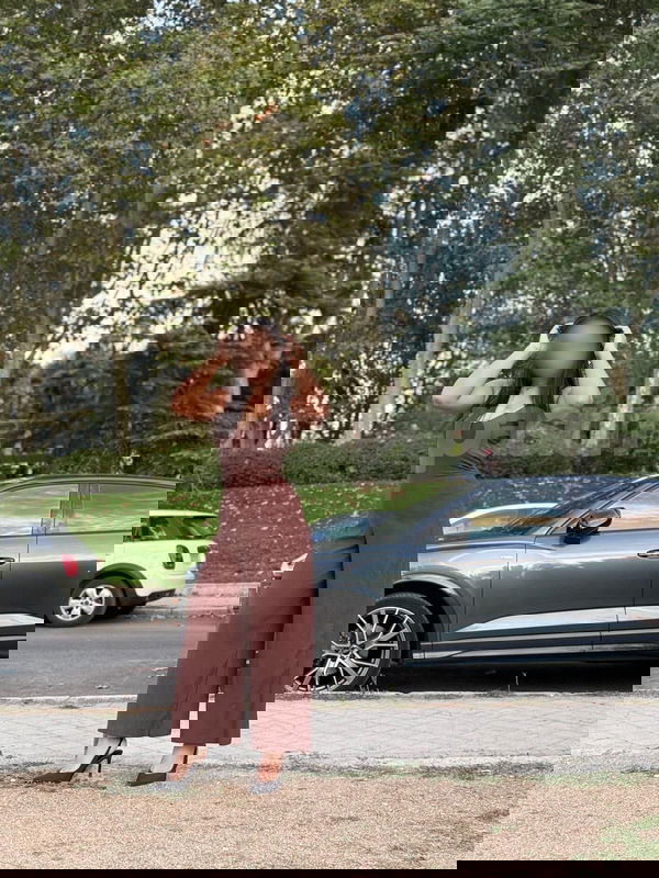 Soy Luna, una chica simpática y optimista que siempre lleva una sonrisa. Me encanta disfrutar de los momentos divertidos de la vida. Luna, mujeres, putas Madrid no, escorts Madrid no