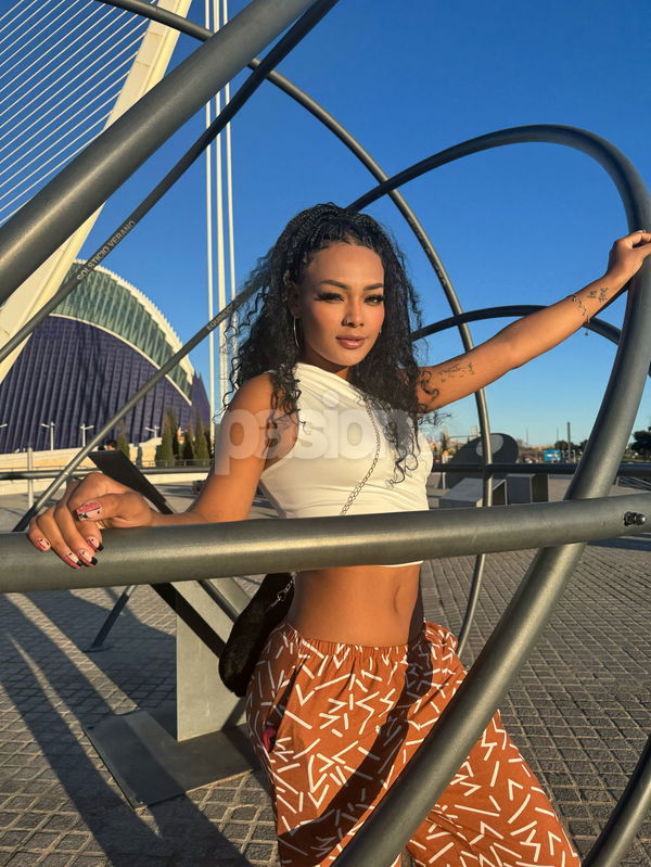Hola, acabo de llegar a Valencia. Soy una chica latina de 24 años, con una personalidad genial y una belleza única. Estoy deseando conocer a gente simpática y amable aquí. Estoy segura de que nos llevaremos bien y disfrutaremos mucho juntos.Si tienes ganas de pasar un buen rato, no dudes en escribirme. Me encantaría que compartiéramos momentos agradables, buena música y charlas interesantes. Aquí te dejo mi número: 623538474. ¡Espero recibir tu mensaje pronto! Macarena, mujeres, putas Valencia no, escorts Valencia no