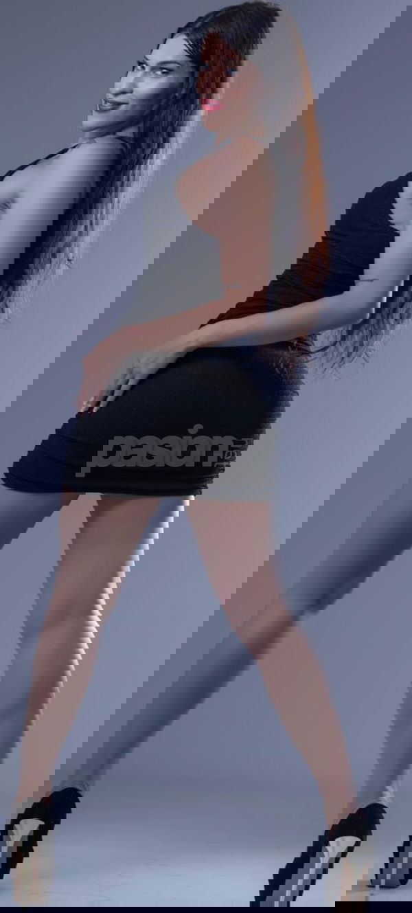 Me considero una joven encantadora de Colombia que ha llegado a Madrid llena de carisma y una sonrisa radiante. Mi personalidad encantadora y su picardía hacen que cualquier charla sea pura conexión. No dudes en contactarme. Sheyla, trans, putas Madrid no, escorts Madrid no