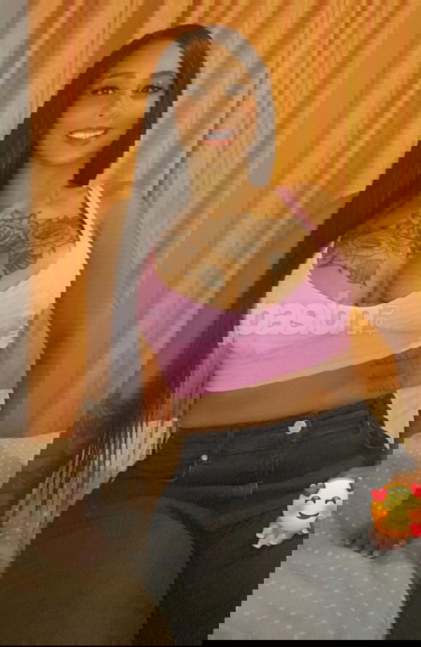 ¡Hola! Soy una joven divertida y con ganas de disfrutar al máximo este verano. ¿Te gustaría vivir una experiencia emocionante juntos? Si te interesa, solo tienes que ponerte en contacto conmigo para más detalles. Podemos quedar en Torrevieja o en sitios cercanos como Punta Prima, La Zenia, Playa Flamenca, Cabo Roig, La Mata, El Chaparral, Guardamar, Ciudad Quesada, Orihuela y Los Montesinos. ¡Espero saber de ti pronto! VANESSA UNA AMIGA MUY DIVERTIDA, mujeres, putas Alicante no, escorts Alicante no