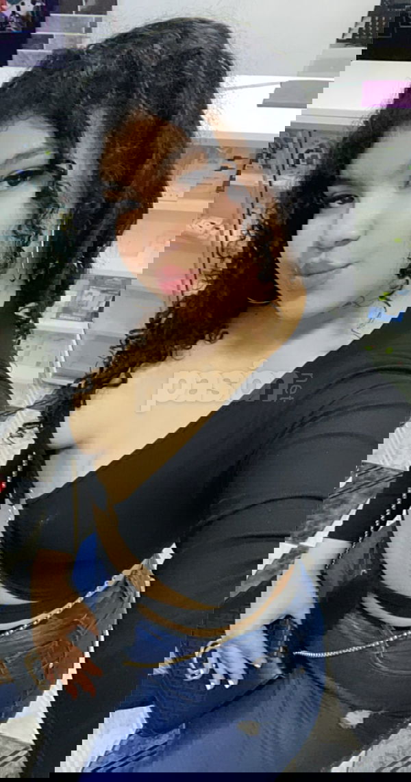 Hola, guapo. Soy una chica increíble, con una apariencia dulce y un físico impresionante. Soy cercana y simpática. Además, soy educada y cariñosa, así que podemos vivir una experiencia inolvidable. Disfrutaremos juntos de buenos momentos y conocerás lo que es la auténtica diversión. Mi cuerpo es realmente cautivador, con una piel suave y unas piernas que no pasan desapercibidas. Estoy segura de que será un encuentro memorable. ¡No dudes en contactarme! Educada y cercana, mujeres, putas Valencia no, escorts Valencia no