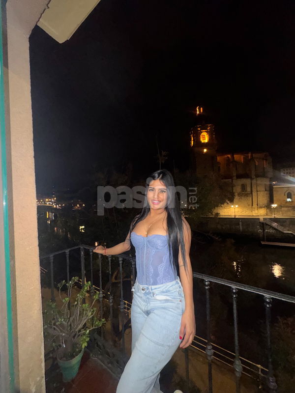 Sé lo que buscas en una chica y estoy aquí para ofrecerte eso. Soy una persona muy dulce y me encantaría pasar tiempo contigo, disfrutando de cada momento juntos. No lo pienses más; tengo la certeza de que te haré sonreír. Soy la elección perfecta que no te dejará indiferente. No dudes en contactarme, ya sea por mensaje o llamada, estoy lista para conocerte y vivir experiencias inolvidables. Valentina, mujeres, putas León no, escorts León no