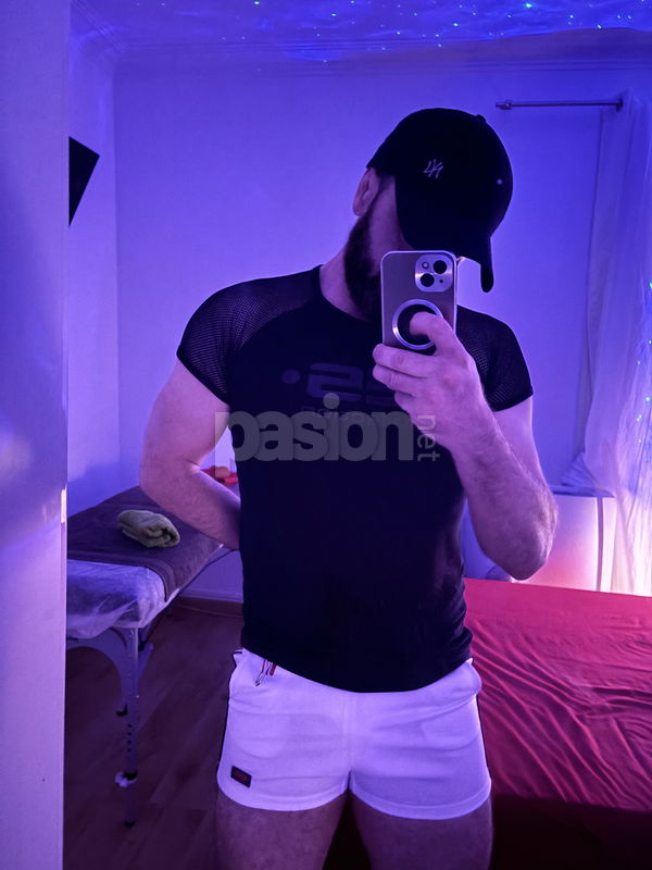 Dan, masajes, putas Madrid no, escorts Madrid no