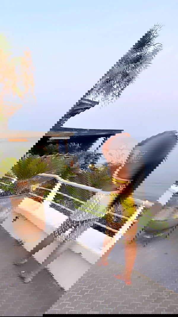 Hola, soy Paula y me encuentro en casa sin mucho que hacer. Tengo ganas de experimentar cosas nuevas y conocer a alguien que me haga disfrutar la vida al máximo. Me encantaría compartir buenos momentos juntos. Paula, mujeres, putas Málaga no, escorts Málaga no