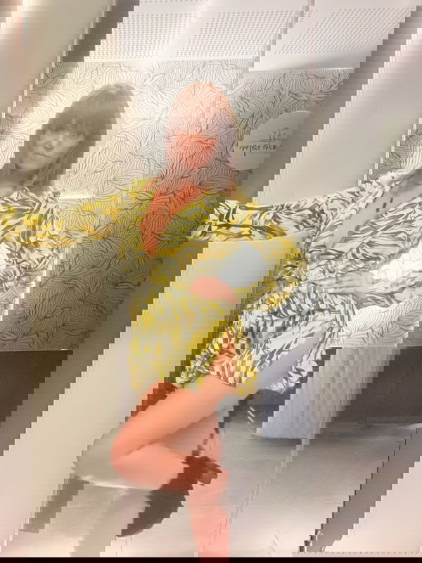 Hola a todos, soy Violeta, tengo 23 años y vengo de Venezuela. Mi personalidad es dulce y acogedora. Si te apetece disfrutar de un rato agradable, contacta conmigo. Si quieres saber más, no dudes en llamarme. Violeta, mujeres, putas Valencia no, escorts Valencia no