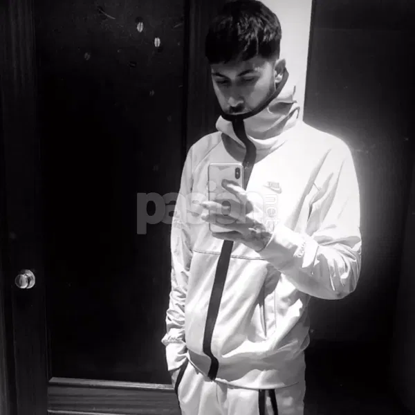 Estoy en busca de una chica en Málaga para charlar, disfrutar de una buena conversación, dar un paseo o salir a descubrir algún sitio. Me considero una persona simpática, amable y con buenas intenciones. Si te apetece pasar un buen rato y conocer a alguien nuevo, no dudes en contactarme. ¡Estoy seguro de que podemos pasar un rato agradable juntos! Quiero conocer a una chica, hombres, putas Málaga no, escorts Málaga no